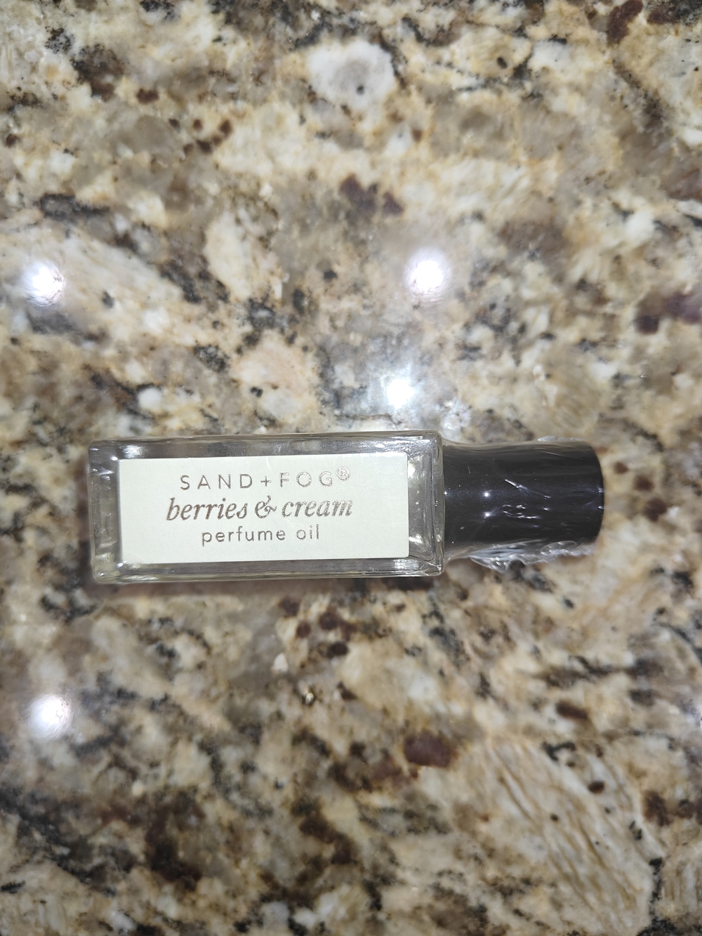 Sand and Fog Berries & Cream Perfume Oil